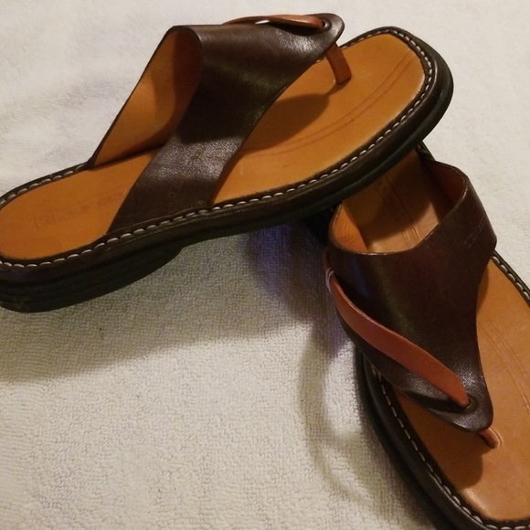 Sandals - Picture 2 of 4